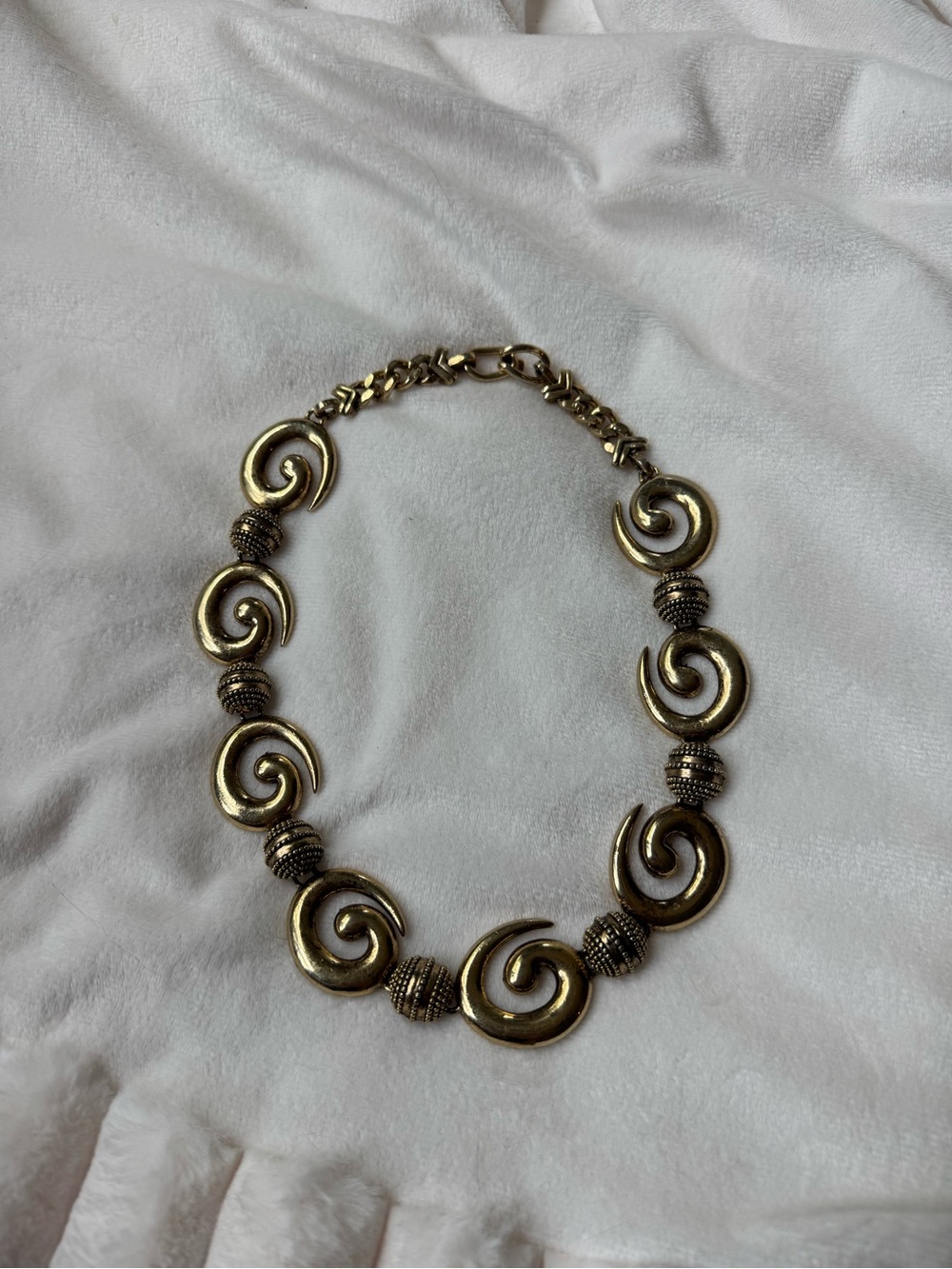 Vintage Y2K Gold Spiral Statement Necklace